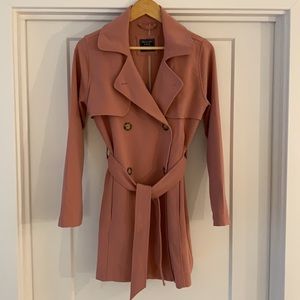 Drapy Trench Coat in Dusty rose